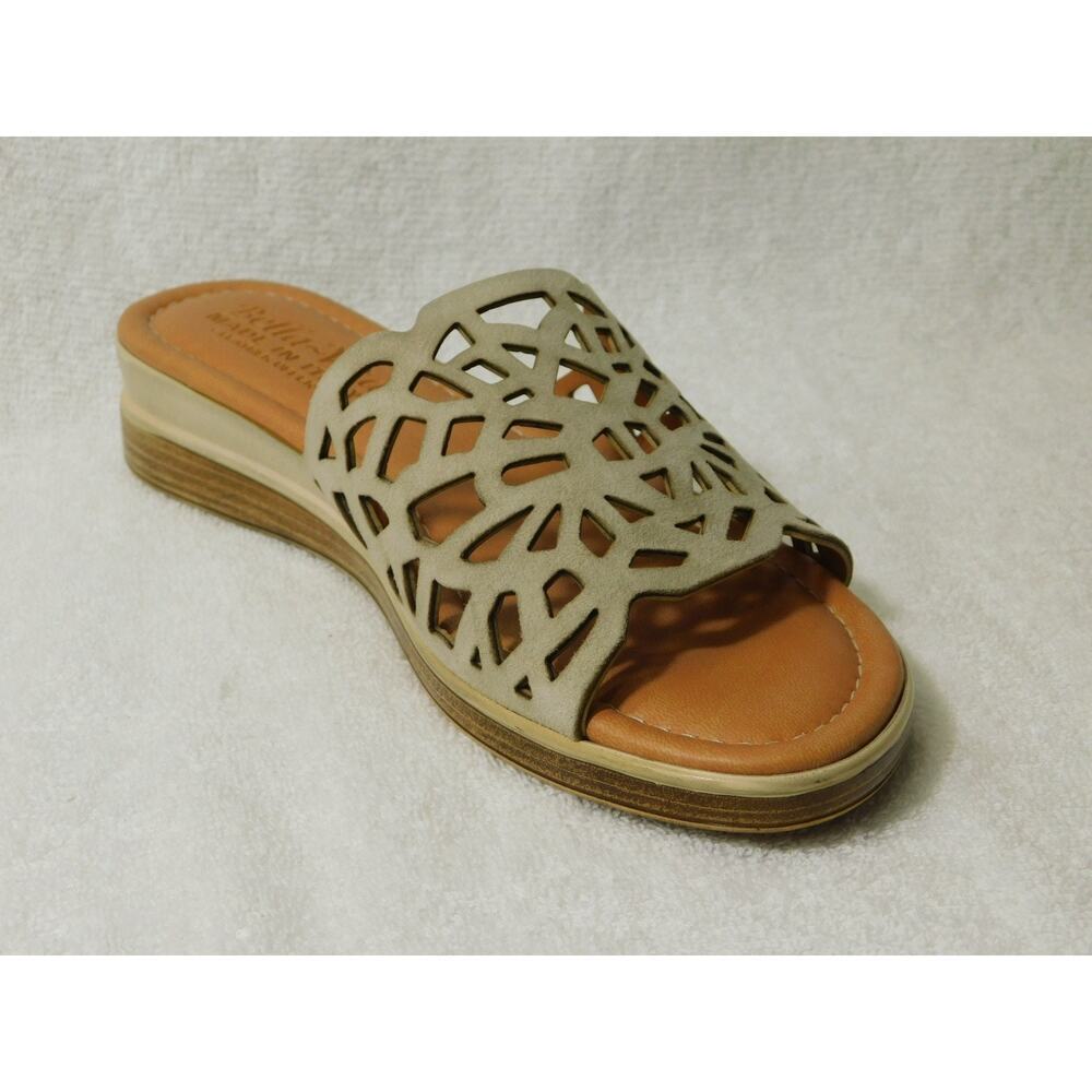 W660 Bella Vita Beige Italian leather Cas Italy Slip On Sandal - Size 6 M